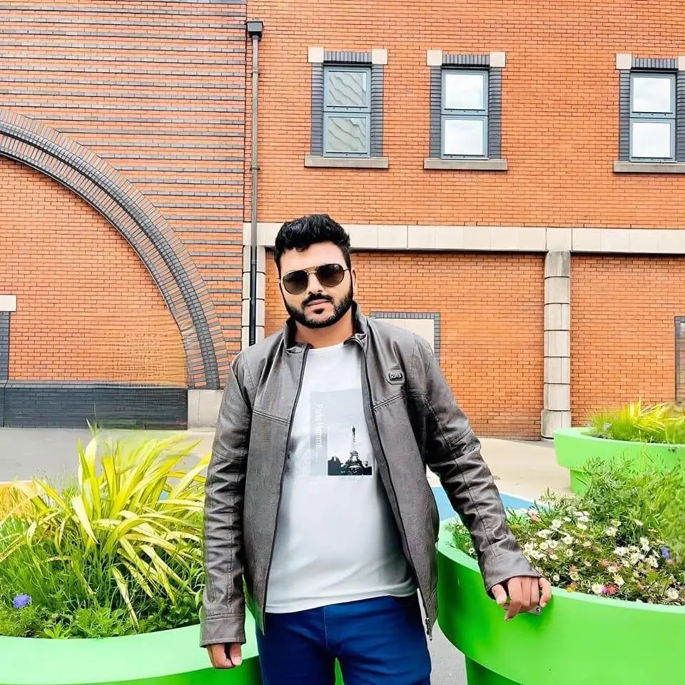 Zubair farooq